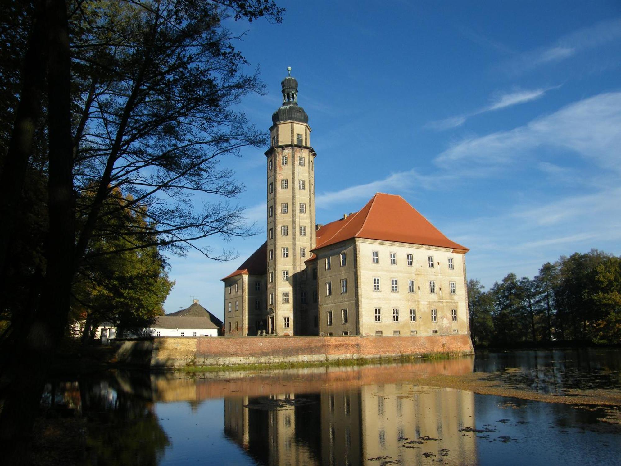 Resort "Schloss Reinharz" Bad Schmiedeberg Extérieur photo